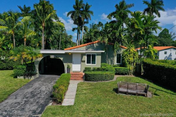 El Portal Residential, 8633 NE Miami Ct, El Portal, Florida 33138, image 2