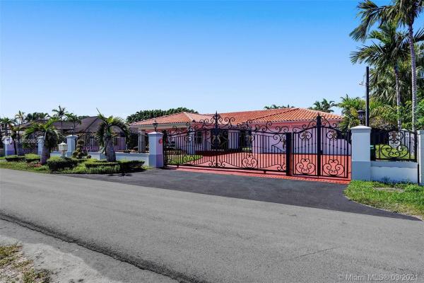 J G Heads Farms, 3890 SW 138th Ave, Tamiami, Florida 33175, image 2