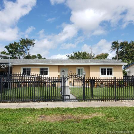 Scott Lake Manor, 1231 NW 179th Ter, Miami Gardens, Florida 33169, image 2