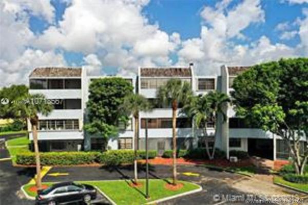 Kendall Gate, 10854 SW 88th St #401, Kendall, Florida 33176, image 2