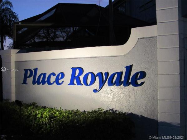 Place Royale, 9723 SW 142nd Pl #9723, The Hammocks, Florida 33186, image 2