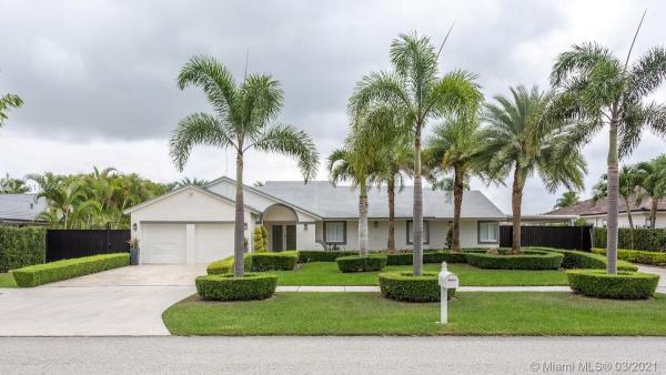 Kings Grant East, 14851 SW 160 St #, Kendall West, Florida 33187, image 2