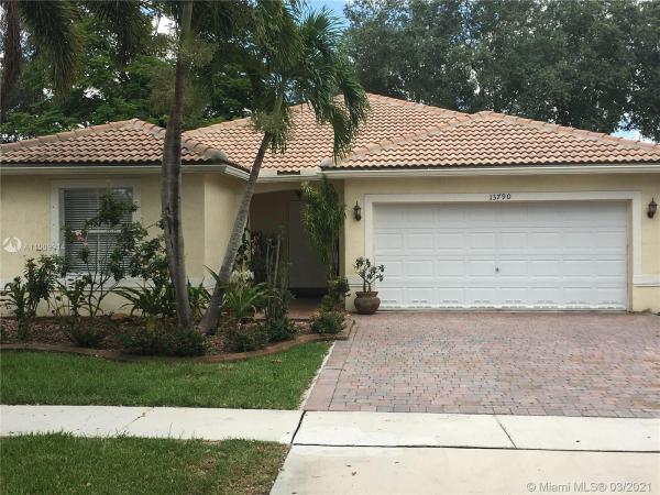 The Vineyards At Monarch Lakes, 13790 SW 32nd St, Miramar, Florida 33027, image 2