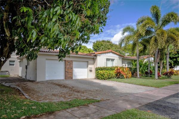 Riviera, 1413 Certosa Ave, Coral Gables, Florida 33146, image 2