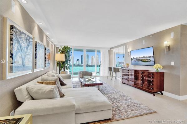 7000 Island Boulevard, 7000 Island Blvd #1705, Aventura, Florida 33160, image 2