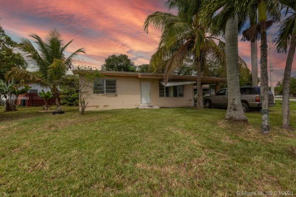 Friedland Manor, 522 SW 7th Ave, Florida City, Florida 33034, image 1