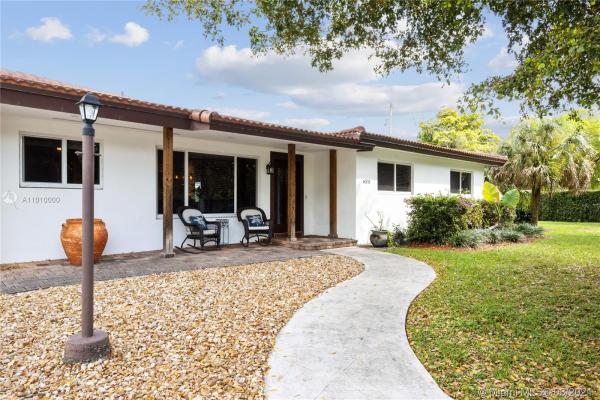 Tamiami Acres, 6511 SW 22nd St, West Miami, Florida 33155, image 1
