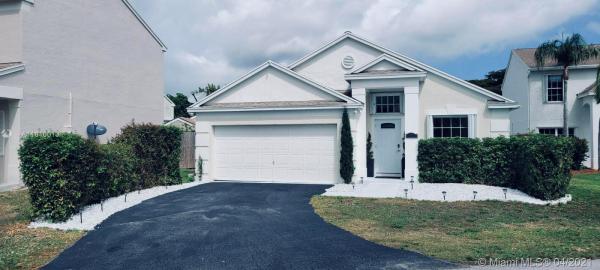 Meadow Lake At The Meadows, 62 King Fisher Way, Boynton Beach, Florida 33436, image 2