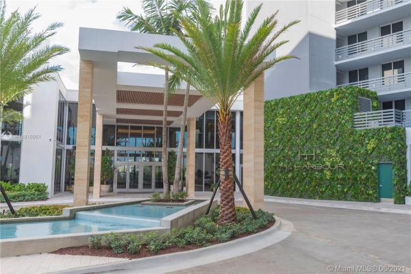 The Harbour South Tower, 16385 Biscayne Blvd #717, North Miami Beach, Florida 33160, image 2