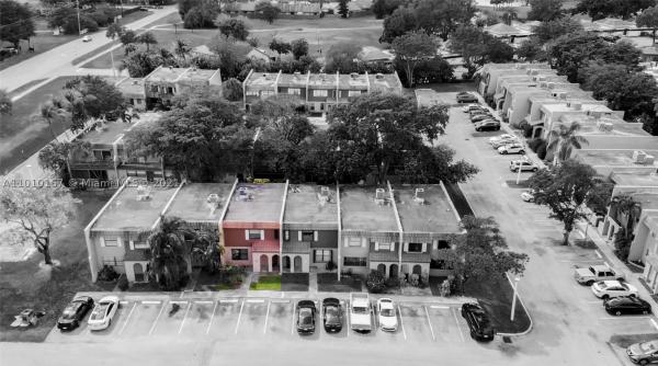 Valencia Village, 14 S Valencia Dr #3-4, Davie, Florida 33324, image 1