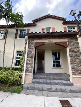Kendall Commons Townhomes, 17067 SW 96th St, The Hammocks, Florida 33196, image 2