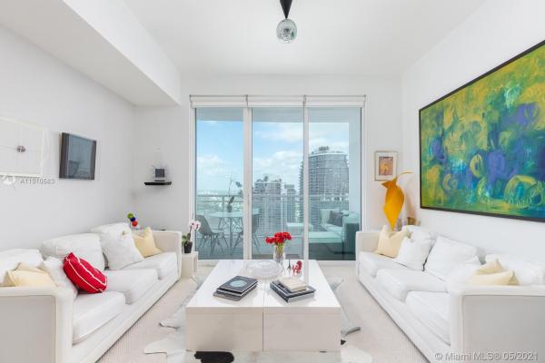 The Plaza On Brickell East, 950 Brickell Bay Dr #5101, Miami, Florida 33131, image 2