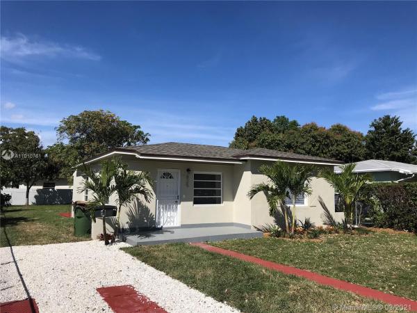 Irons Manor, 825 NE 133rd St, North Miami, Florida 33161, image 2
