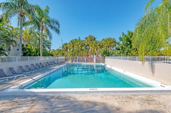 Calusa Club Village, 13255 SW 88th Ln #305-CS, The Crossings, Florida 33186, image 2