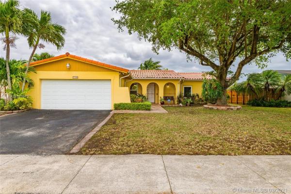 Winston Park, 7743 SW 135th Pl, Kendale Lakes, Florida 33183, image 2