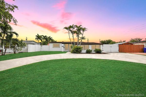 Heritage Homes, 7180 Harding St, Hollywood, Florida 33024, image 2