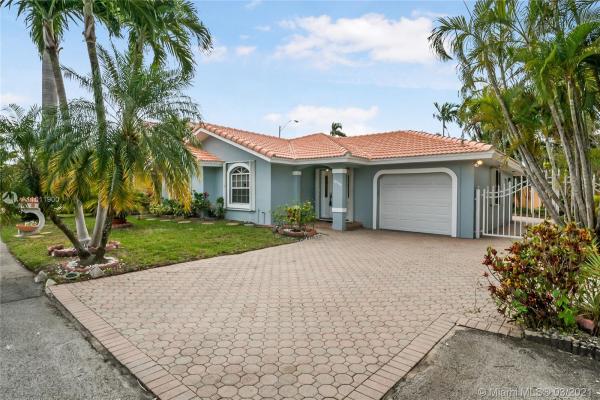 Silver Palms, 10344 SW 23rd Ter, University Park, Florida 33165, image 2