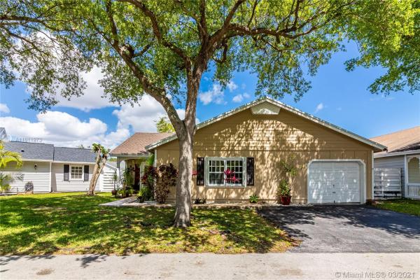 Willow Bend, 14917 SW 140th Ct, Country Walk, Florida 33186, image 2