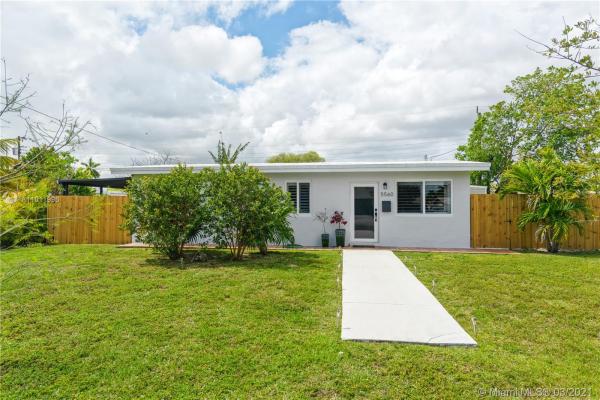 Tropical Gardens Estates, 5560 SW 89th Ct, Olympia Heights, Florida 33165, image 2