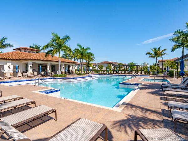 Artesa At Coco Palm Estates, 11522 SW 248th Ter #11522, Princeton, Florida 33032, image 2