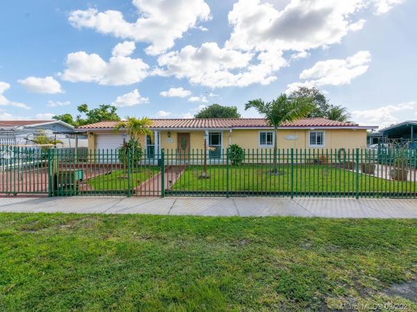 Miami Gardens Manor, 19323 NW 48th Ave, Miami Gardens, Florida 33055, image 2