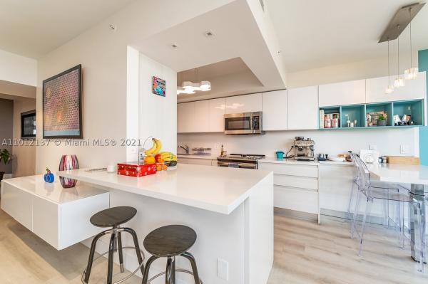 South Tower At The Point, 21055 NE 37th Ave #901, Aventura, Florida 33180, image 1