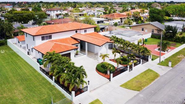 Tropical Estates, 10051 SW 46th St, Olympia Heights, Florida 33165, image 2