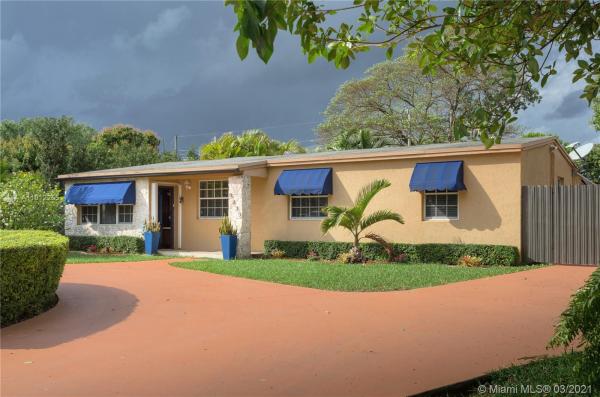 Tropical Estates, 9835 SW 52nd St, Olympia Heights, Florida 33165, image 2