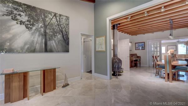 1232 NE 88th St, Unincorporated Dade County, Florida 33138, image 2