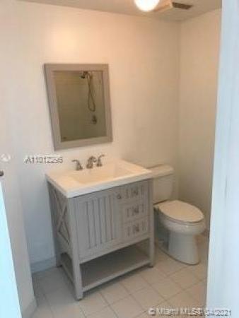 Neo Vertika, 690 SW 1st Ct #3102, Miami, Florida 33130, image 2