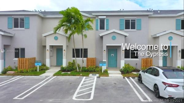 448 NW 12th Pl #448, Unincorporated Dade County, Florida 33034, image 1
