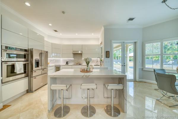 Poinciana Gardens, 11899 SW 75th St, Kendale Lakes, Florida 33183, image 2