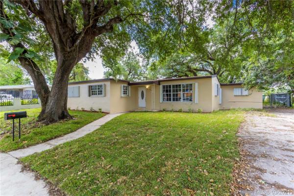 Westwood Manor Estates, 2440 NW 168th St, Miami Gardens, Florida 33056, image 2