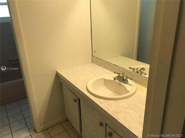 Bel Aire, 9453 SW 185th St, Cutler Bay, Florida 33157, image 2