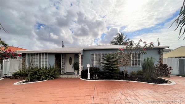 Tamiami Gardens, 571 SW 71 Pl #, Miami, Florida 33144, image 2