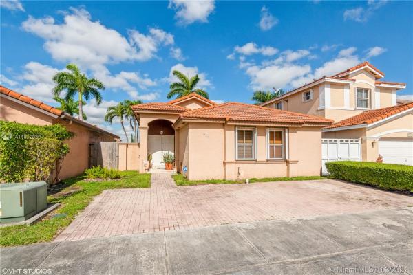 Shoma Homes At Tamiami, 800 NW 131st Ave, Tamiami, Florida 33182, image 2