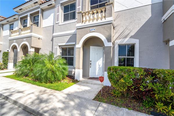 Las Terrazas At Vizcaya, 4979 SW 140th Ter #8, Miramar, Florida 33027, image 2