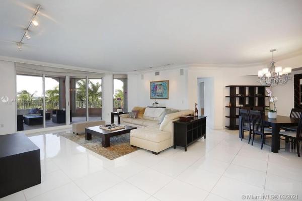 Lake Villa, 721 Crandon Blvd #408, Key Biscayne, Florida 33149, image 2