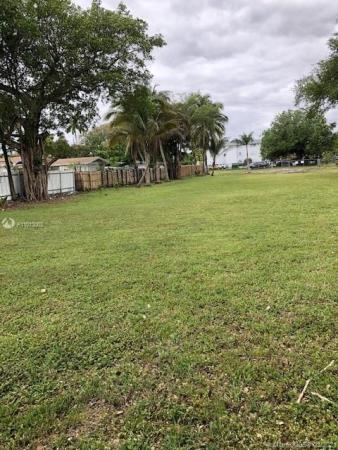 North Miami Beach, Florida 33162, image 2