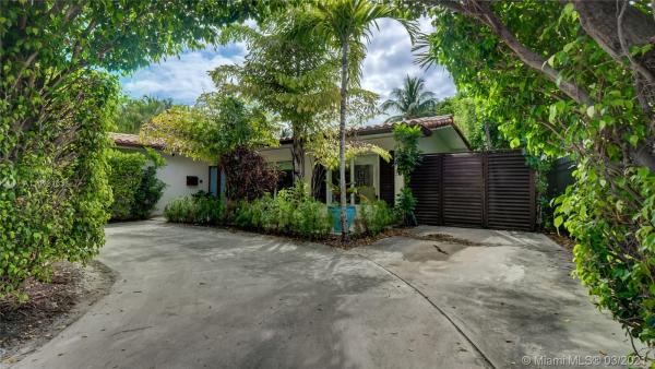 Beach View, 6237 Alton Rd, Miami Beach, Florida 33140, image 2