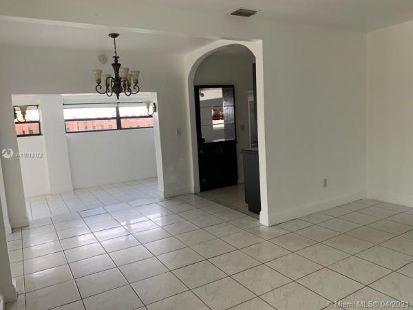 Fulford By The Sea, 1395 NE 175th St, North Miami Beach, Florida 33162, image 2
