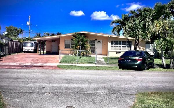 Westwood Lakes Residential, 11365 SW 44th St, Westwood Lakes, Florida 33165, image 2