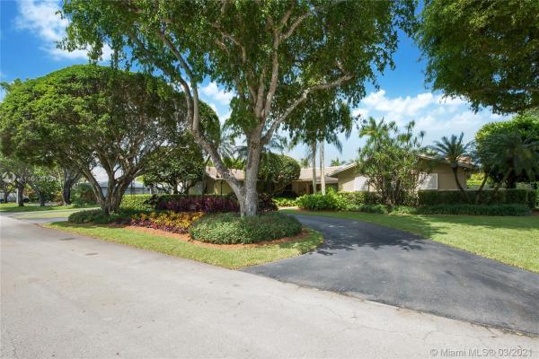 Palmetto East, 11521 SW 72nd Ct, Pinecrest, Florida 33156, image 2