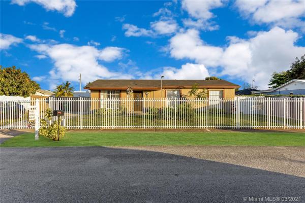 26155 SW 128th Ct, Unincorporated Dade County, Florida 33032, image 2