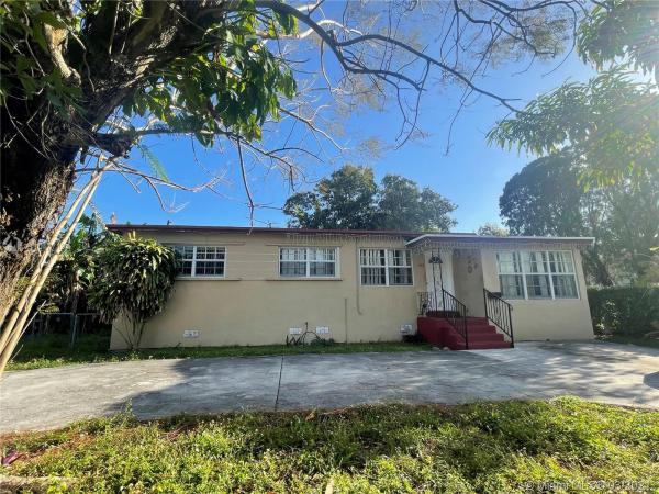North Miami Beach No HOA, 890 NE 157th Ter, North Miami Beach, Florida 33162, image 2