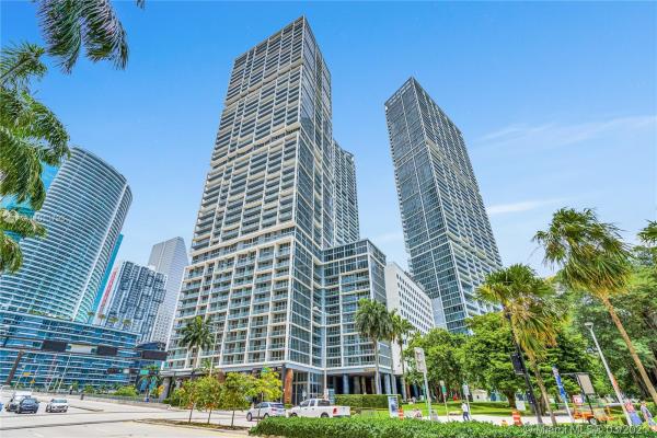 Icon Brickell Tower 2, 495 Brickell Ave #4211, Miami, Florida 33131, image 2