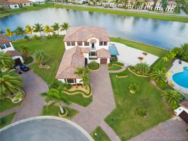 Vista Del Sol, 3351 NW 82nd Way, Cooper City, Florida 33024, image 2
