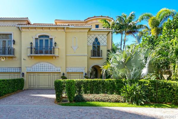 Villa Flora, 1526 Island Blvd, Aventura, Florida 33160, image 2