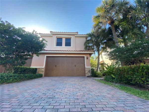 Riverwalk At Lago Mar, 127 W Riverwalk Cir W #127, Plantation, Florida 33325, image 2