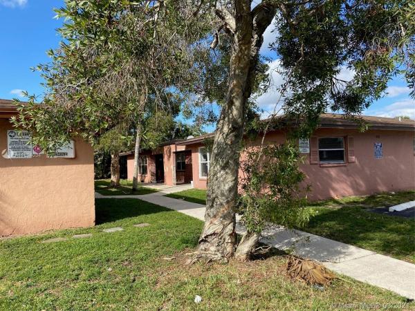 Renaissance Pointe, Lauderhill, Florida 33313, image 2